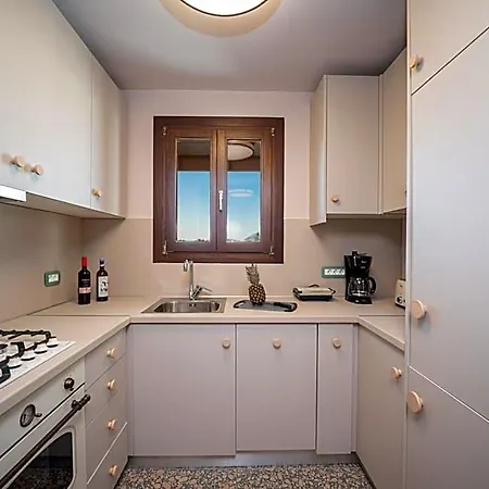 Pink Panther Maisonette أرغوستولي
