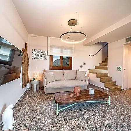 Pink Panther Maisonette فندق أرغوستولي